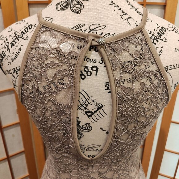 Honey and Rosie Fit and Flare Lace Dress, Size XS, Excellent Used Condition! - Picture 5 of 6